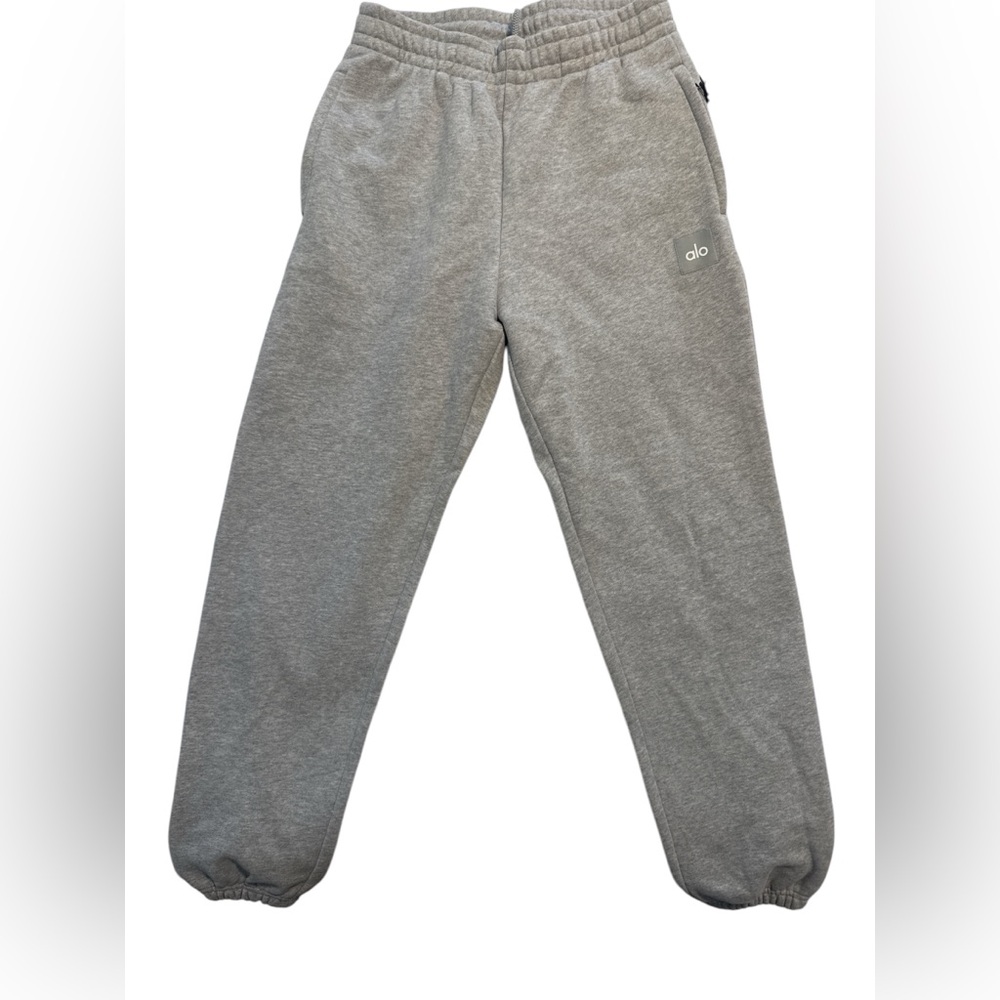 ALO Yoga- Cuffed Renown Heavyweight sweatpants in Heather Grey